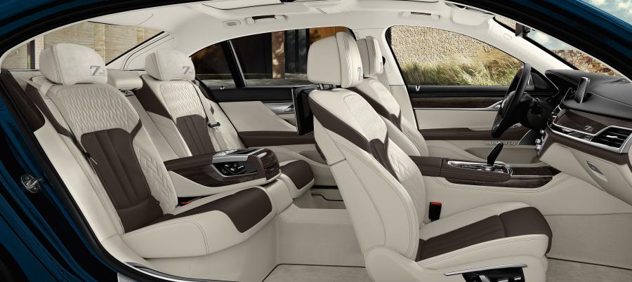 Интерьер BMW 7-Series Edition 40 Jahre 2017 года  (фото 8 из 12)